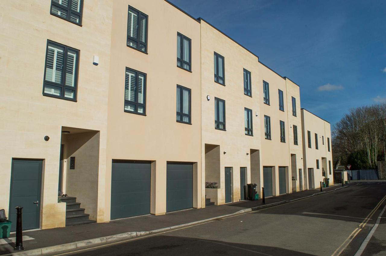 Solar Sanctuary- Skyline Balcony, City Centre, Three Floors, King Beds, Netflix And More! Bath Esterno foto
